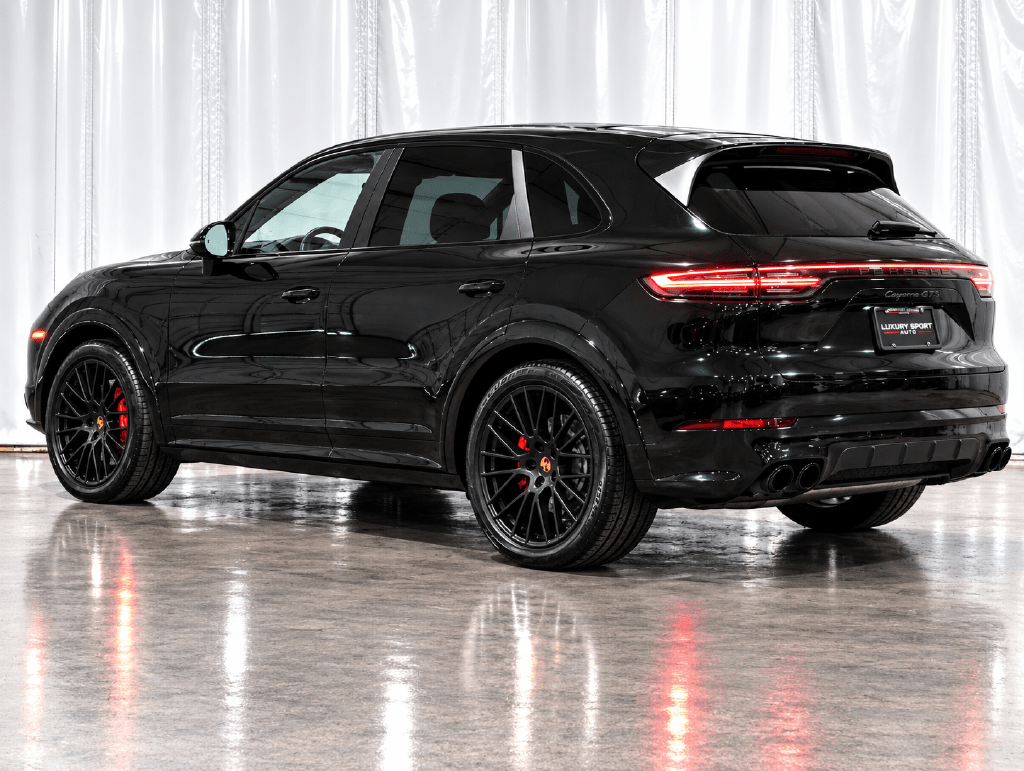 2021 Porsche Cayenne GTS 2021 Porsche Cayenne GTS