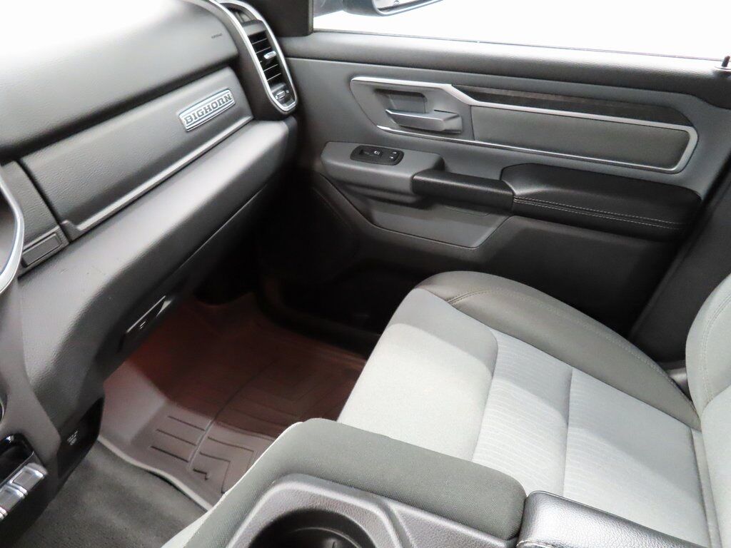 2021 Ram 1500 4x4 Crew Cab Big Horn Fond du Lac WI 2021 Ram 1500 4x4 Crew Cab Big Horn Fond du Lac WI