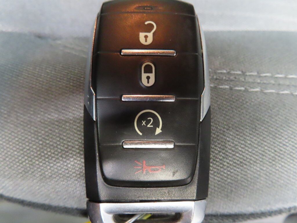 2021 Ram 1500 4x4 Crew Cab Big Horn Fond du Lac WI 2021 Ram 1500 4x4 Crew Cab Big Horn Fond du Lac WI