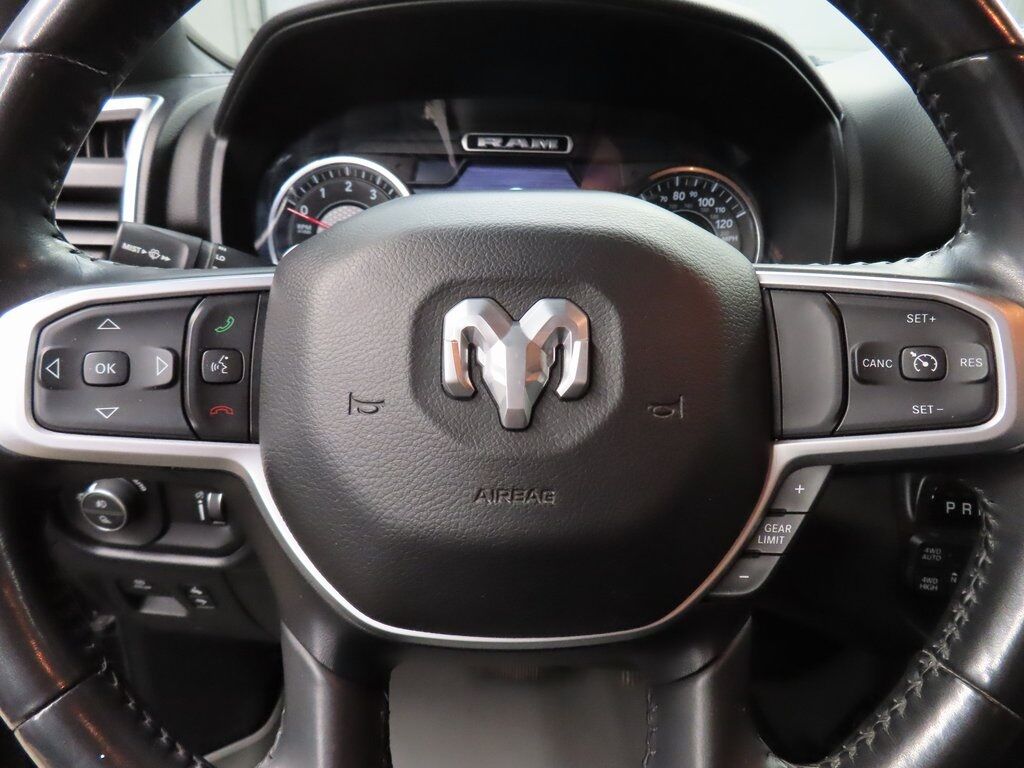 2021 Ram 1500 4x4 Crew Cab Big Horn Fond du Lac WI 2021 Ram 1500 4x4 Crew Cab Big Horn Fond du Lac WI