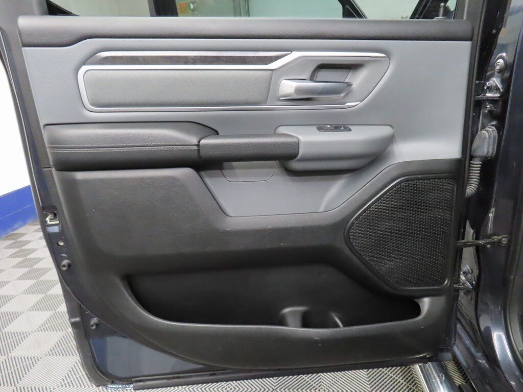 2021 Ram 1500 4x4 Crew Cab Big Horn Fond du Lac WI 2021 Ram 1500 4x4 Crew Cab Big Horn Fond du Lac WI