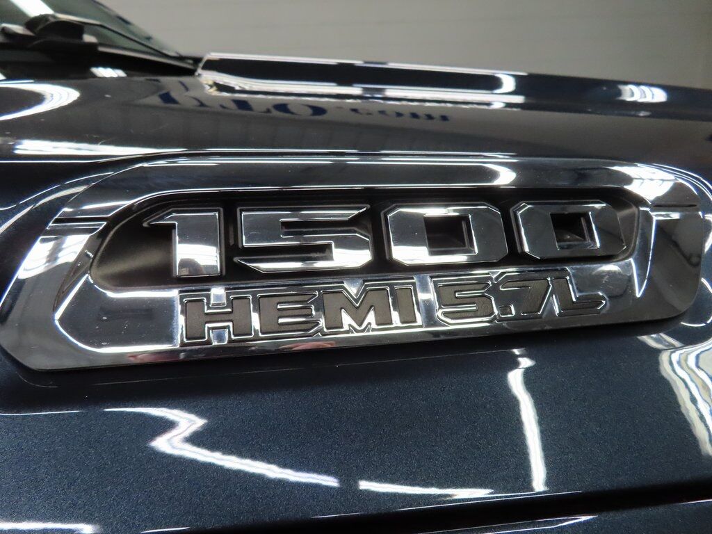 2021 Ram 1500 4x4 Crew Cab Big Horn Fond du Lac WI 2021 Ram 1500 4x4 Crew Cab Big Horn Fond du Lac WI