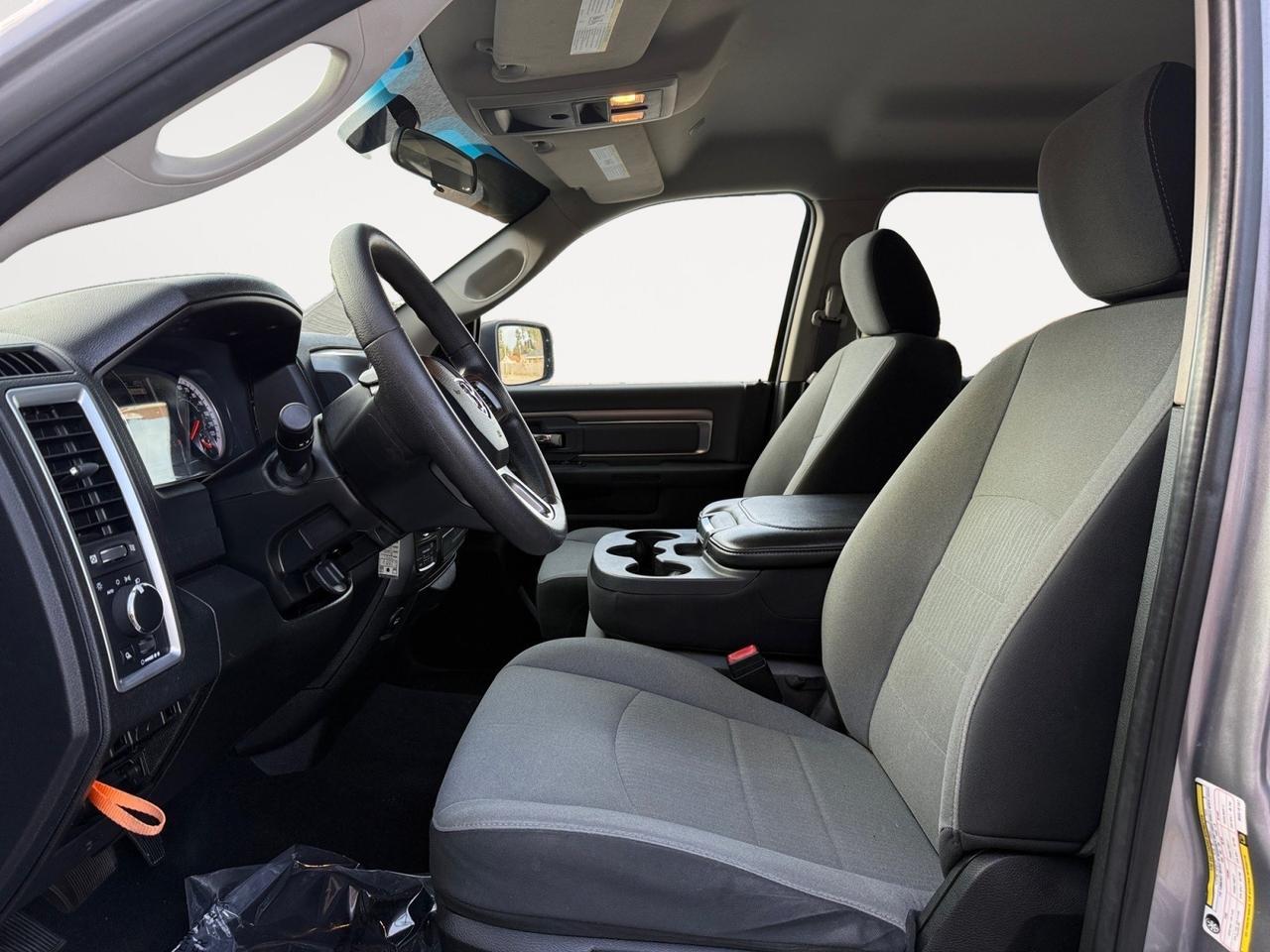 2021 Ram 1500 Classic SLT, BACKUP CAMERA, POWER AND HEATED MIRRORS, BLUETOOTH, 4X4, LIFT KIT, BED LINER, TOW PACKAGE, KEYLESS ENTRY, CLEAN CARFAX, TRUCKS THIS CLEAN DONT LAST LONG! Norfolk VA 2021 Ram 1500 Classic SLT, BACKUP CAMERA, POWER AND HEATED MIRRORS, BLUETOOTH, 4X4, LIFT KIT, BED LINER, TOW PACKAGE, KEYLESS ENTRY, CLEAN CARFAX, TRUCKS THIS CLEAN DONT LAST LONG! Norfolk VA