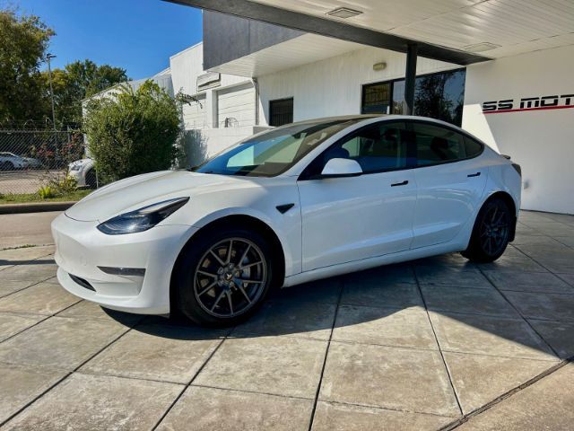 2021 Tesla Model 3 Base