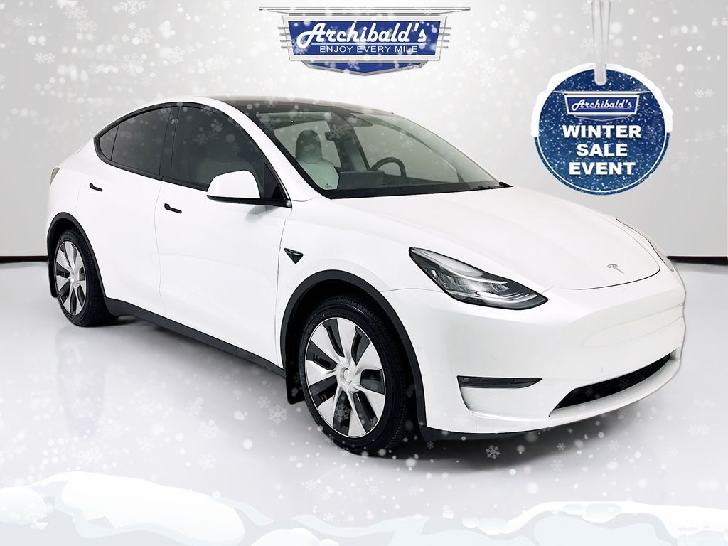 2021 Tesla Model Y Long Range's photo