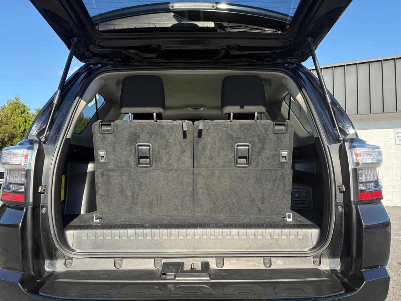 2021 Toyota 4Runner SR5, RUNNING BOARDS, TOW PACKAGE, ROOF RAILS, 3RD ROW SEATING, LANE KEEP ASSIST, BLIND SPOT ALERT, PRE COLLISION, ECO & SPORT DRIVE MODE, APPLE CARPLAY/ANDROID AUTO, RUN THE ROAD IN THIS 4RUNNER! Virginia Beach VA 2021 Toyota 4Runner SR5, RUNNING BOARDS, TOW PACKAGE, ROOF RAILS, 3RD ROW SEATING, LANE KEEP ASSIST, BLIND SPOT ALERT, PRE COLLISION, ECO & SPORT DRIVE MODE, APPLE CARPLAY/ANDROID AUTO, RUN THE ROAD IN THIS 4RUNNER! Virginia Beach VA
