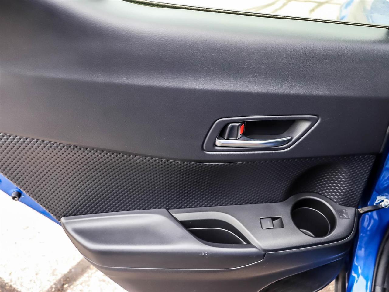 2021 Toyota C-HR XLE Premium Mississauga ON