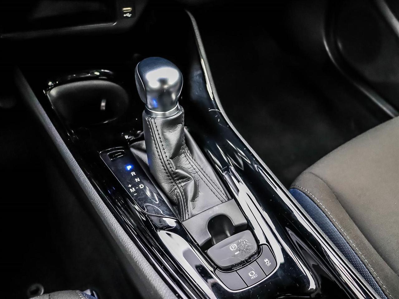 2021 Toyota C-HR XLE Premium Mississauga ON