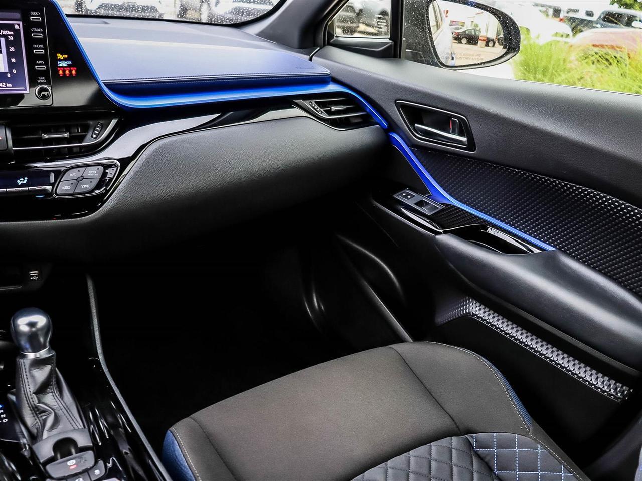 2021 Toyota C-HR XLE Premium Mississauga ON