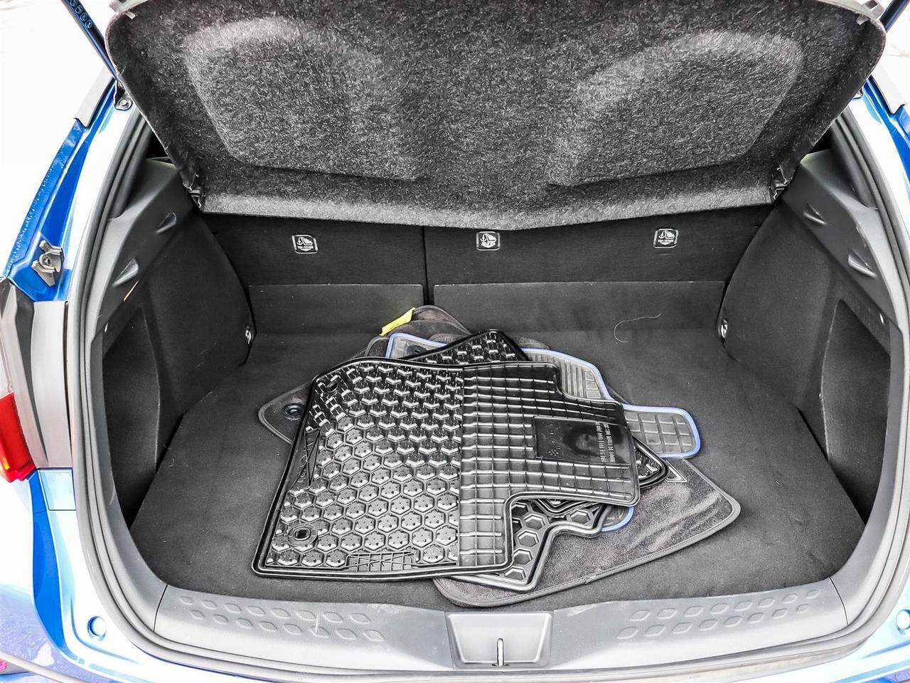 2021 Toyota C-HR XLE Premium Mississauga ON