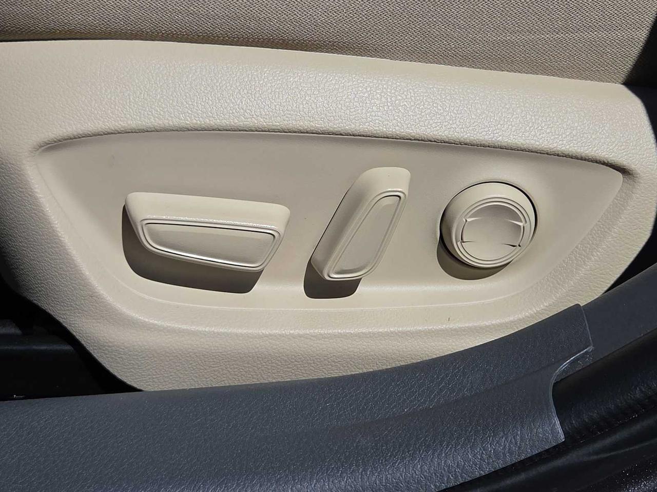 2021 Toyota Camry Hybrid LE Irving TX 2021 Toyota Camry Hybrid LE Irving TX