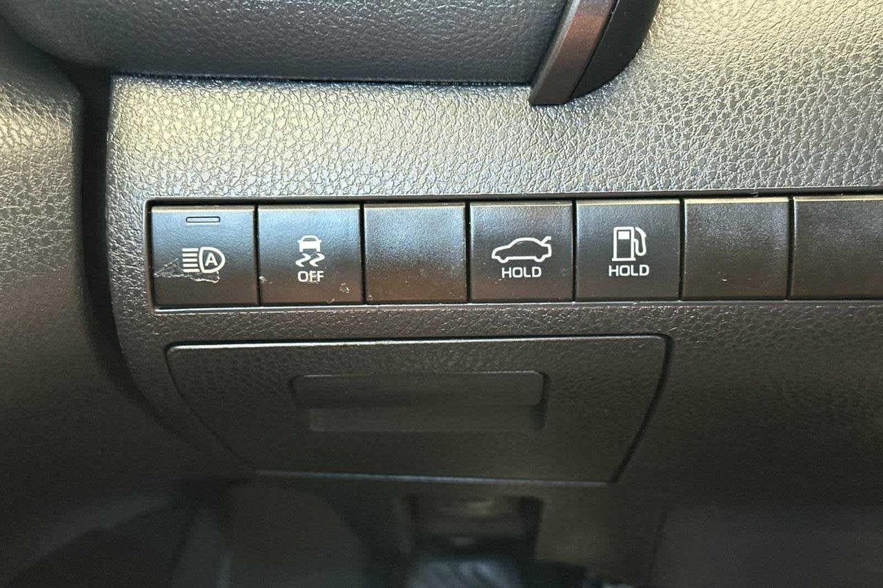 2021 Toyota Camry SE Roseville CA