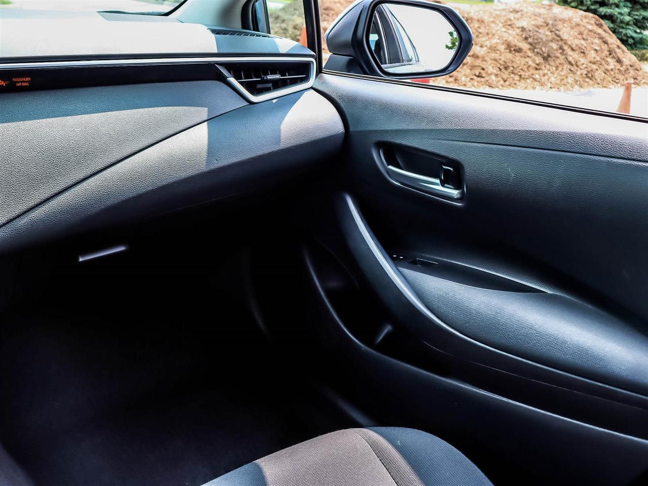 2021 Toyota Corolla LE Mississauga ON