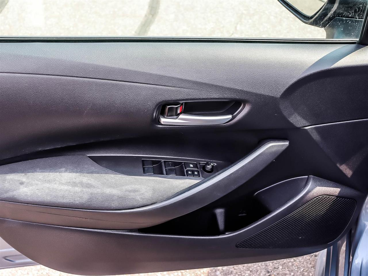 2021 Toyota Corolla LE Mississauga ON