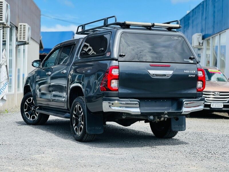 2021 Toyota HILUX 2.8L Turbo Diesel Vaitele 2021 Toyota HILUX 2.8L Turbo Diesel Vaitele