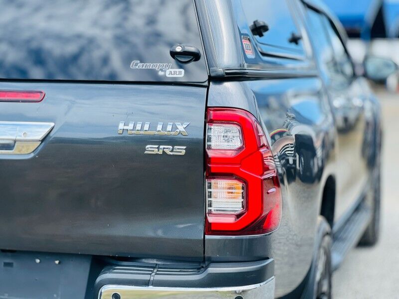 2021 Toyota HILUX 2.8L Turbo Diesel Vaitele 2021 Toyota HILUX 2.8L Turbo Diesel Vaitele