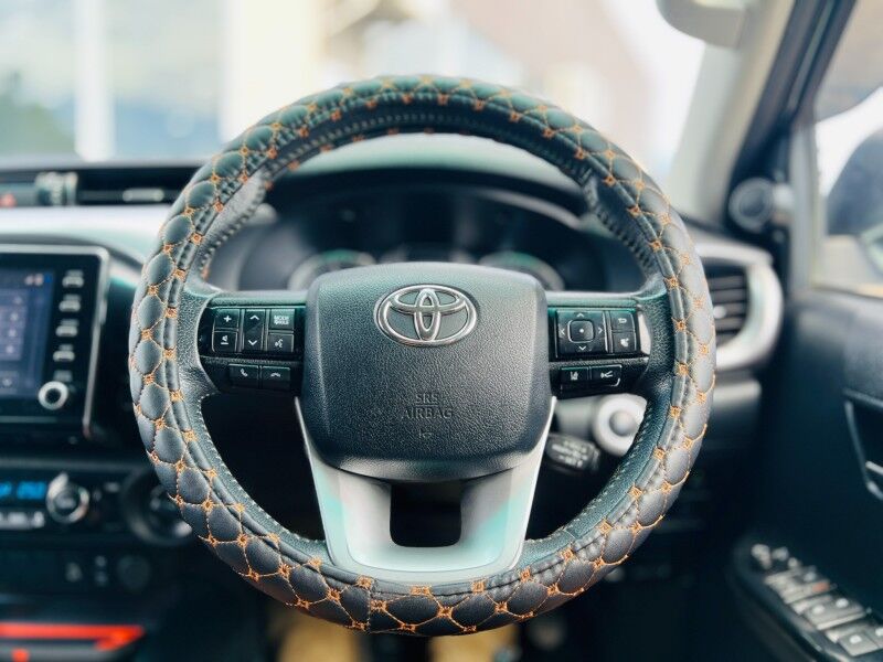 2021 Toyota HILUX 2.8L Turbo Diesel Vaitele 2021 Toyota HILUX 2.8L Turbo Diesel Vaitele