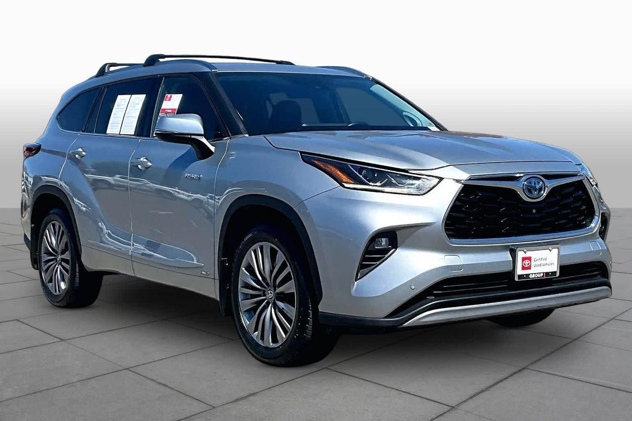 2021 Toyota Highlander Hybrid Platinum 2021 Toyota Highlander Hybrid Platinum
