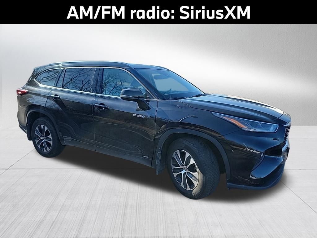 2021 Toyota Highlander Hybrid XLE