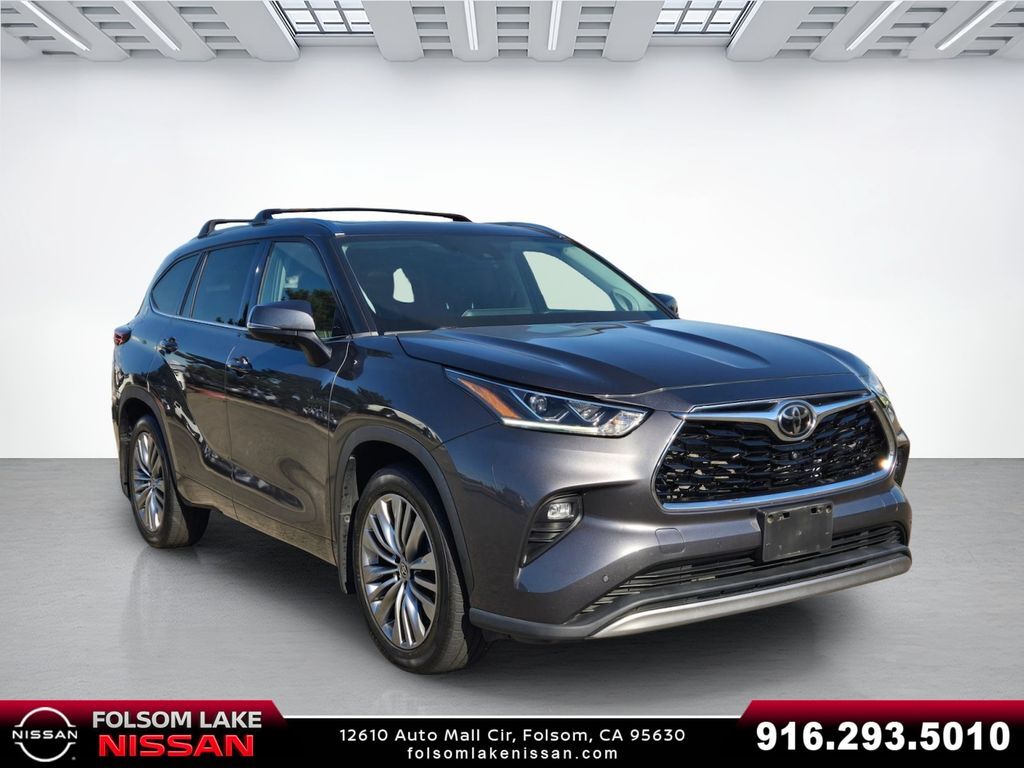 2021 Toyota Highlander Platinum 2021 Toyota Highlander Platinum