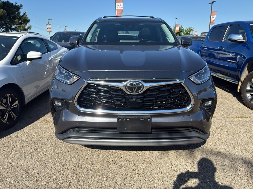 2021 Toyota Highlander Platinum 2021 Toyota Highlander Platinum