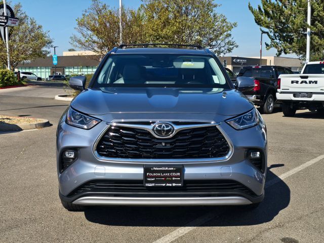 2021 Toyota Highlander Platinum 2021 Toyota Highlander Platinum