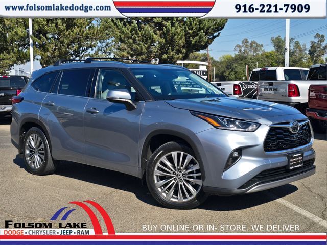 2021 Toyota Highlander Platinum 2021 Toyota Highlander Platinum