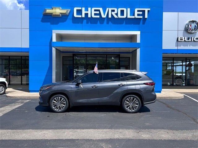 2021 Toyota Highlander Platinum Farmington MO 2021 Toyota Highlander Platinum Farmington MO