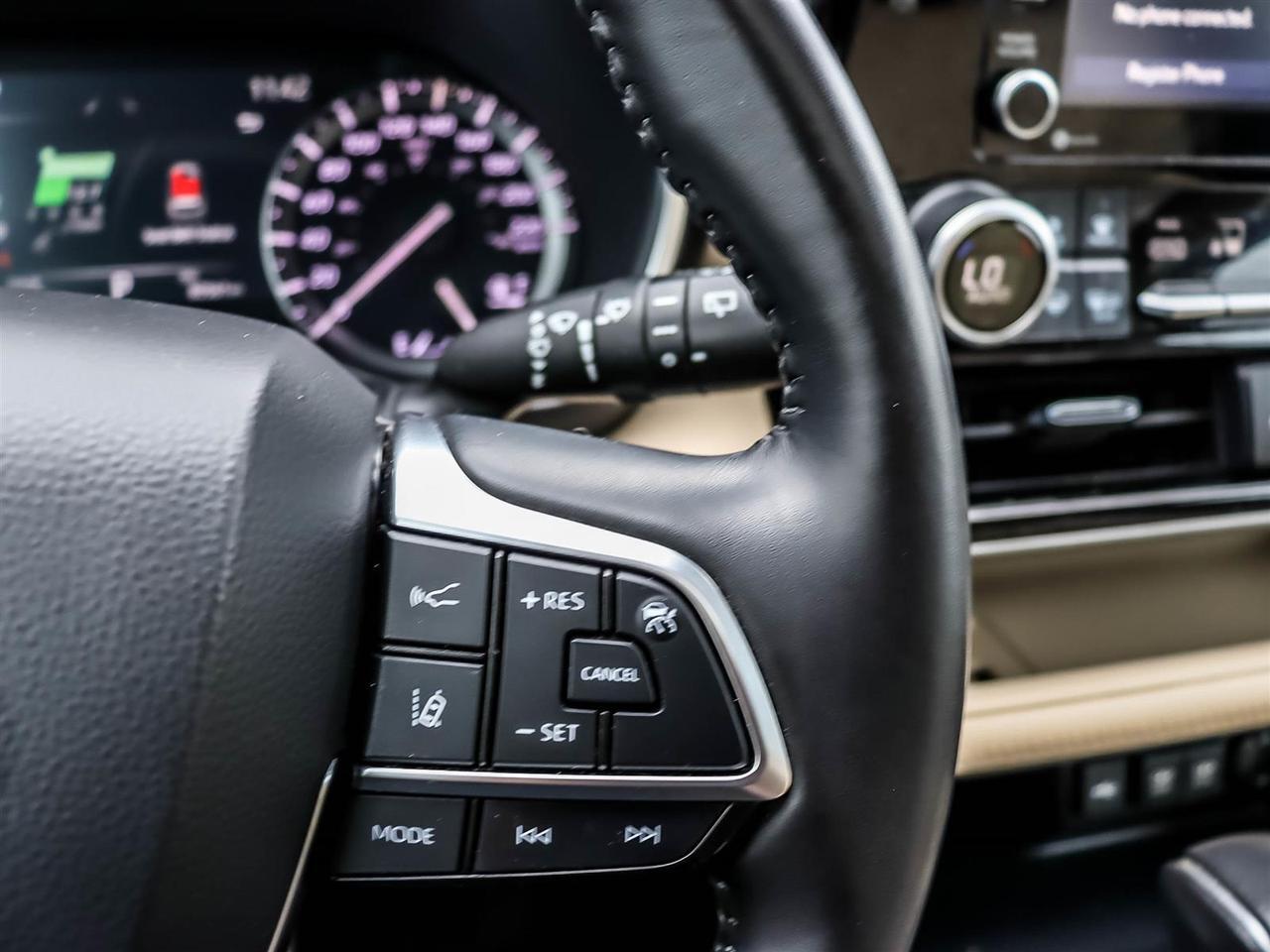 2021 Toyota Highlander XLE Mississauga ON