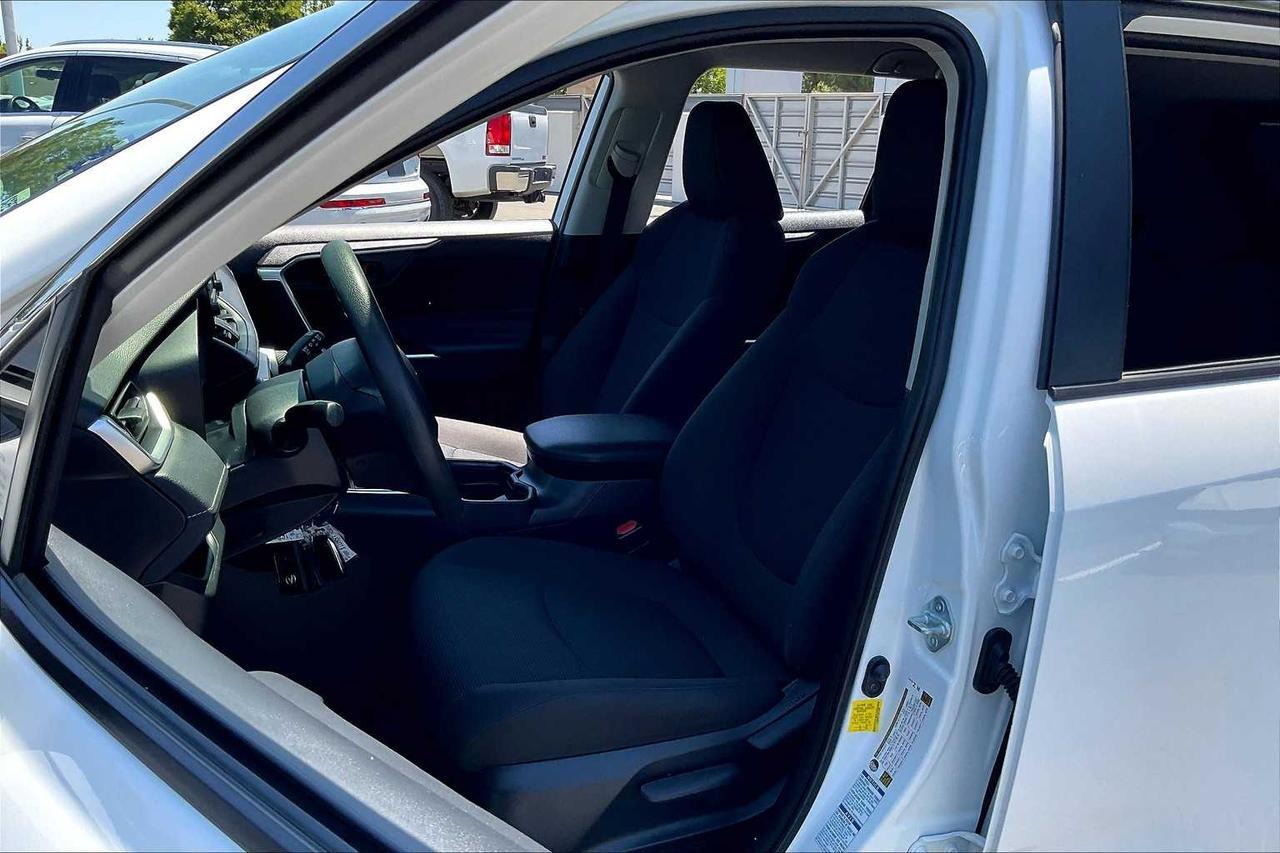 2021 Toyota RAV4 Hybrid LE Roseville CA