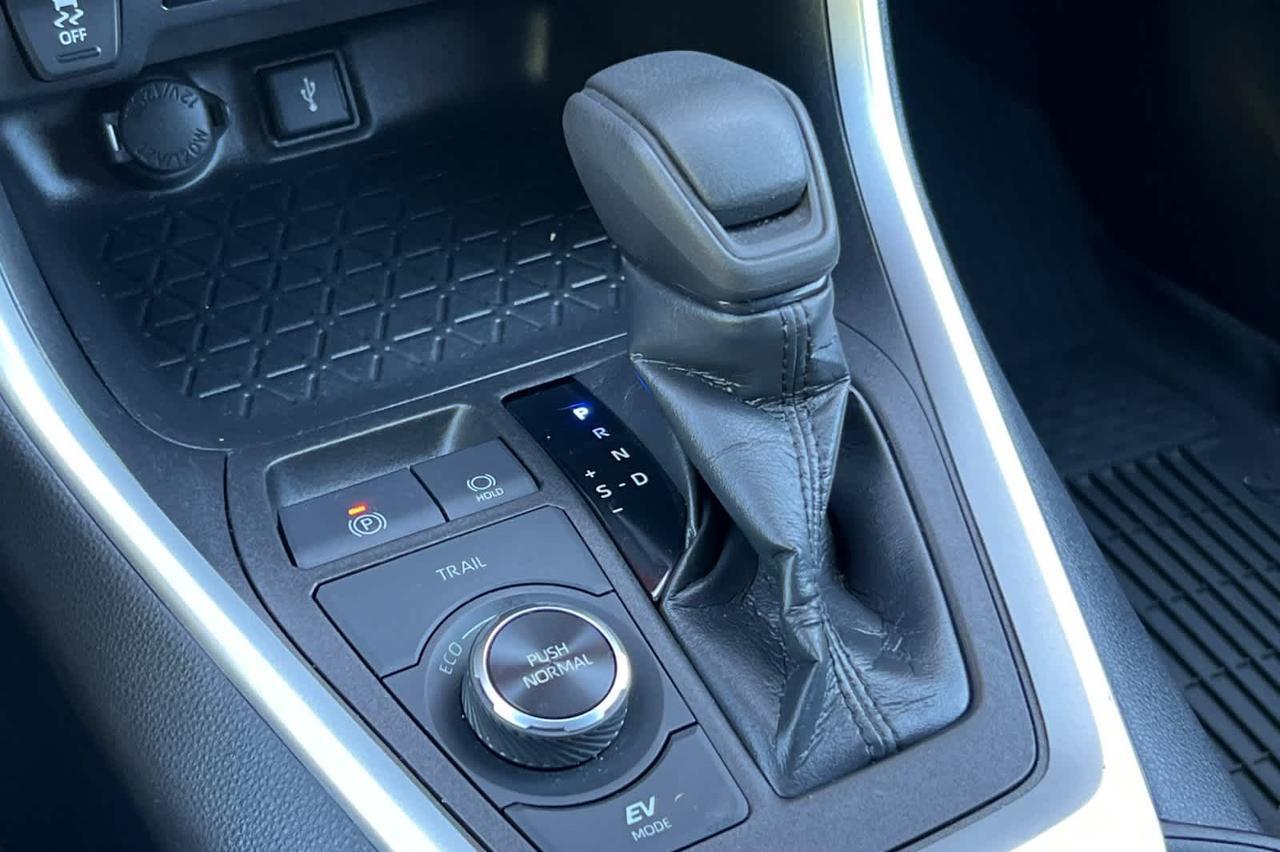 2021 Toyota RAV4 Hybrid LE Roseville CA