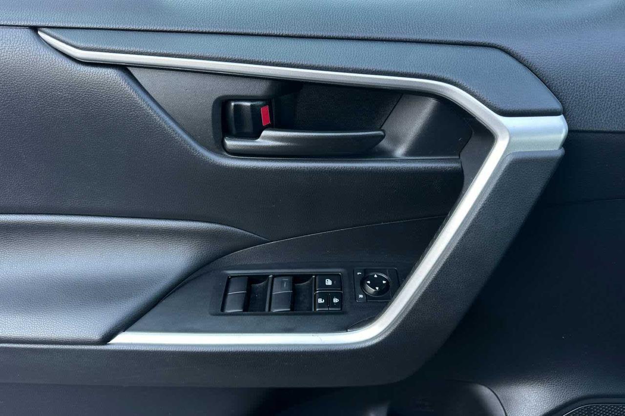 2021 Toyota RAV4 Hybrid LE Roseville CA