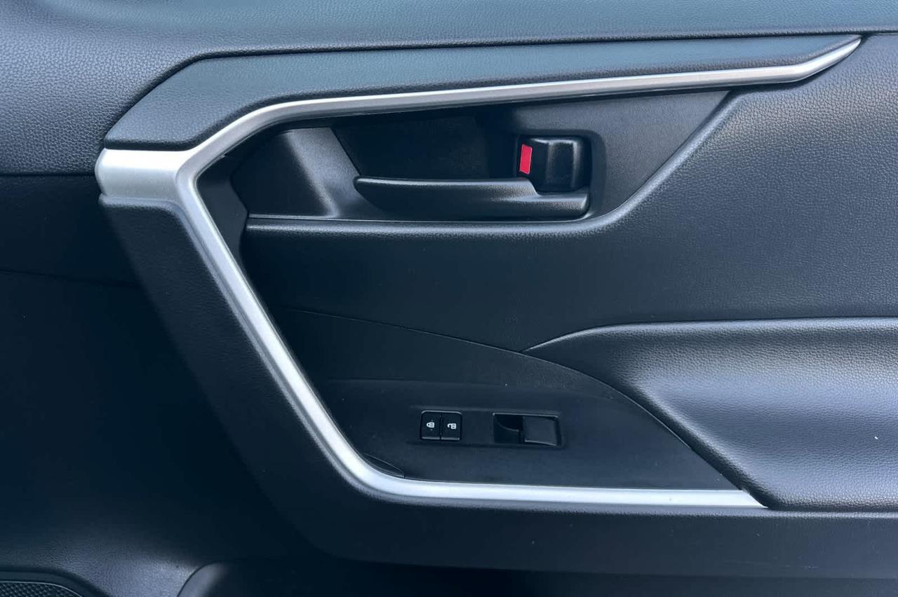 2021 Toyota RAV4 Hybrid LE Roseville CA