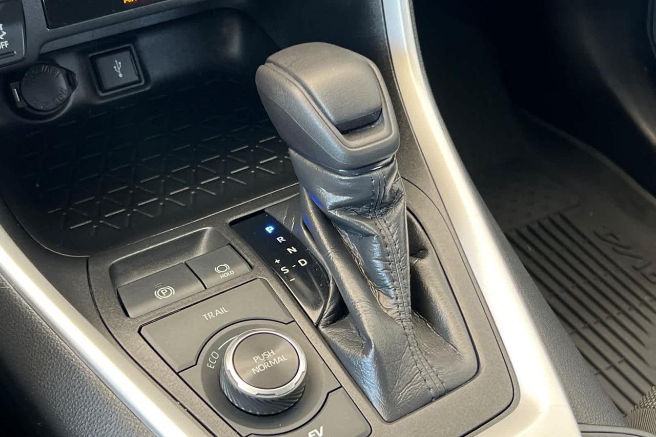 2021 Toyota RAV4 Hybrid LE Roseville CA
