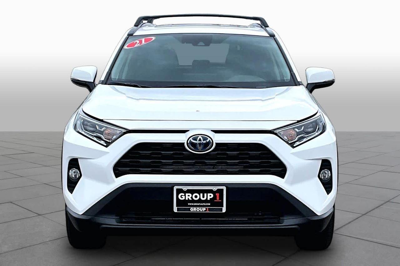 2021 Toyota RAV4 Hybrid XLE 2021 Toyota RAV4 Hybrid XLE