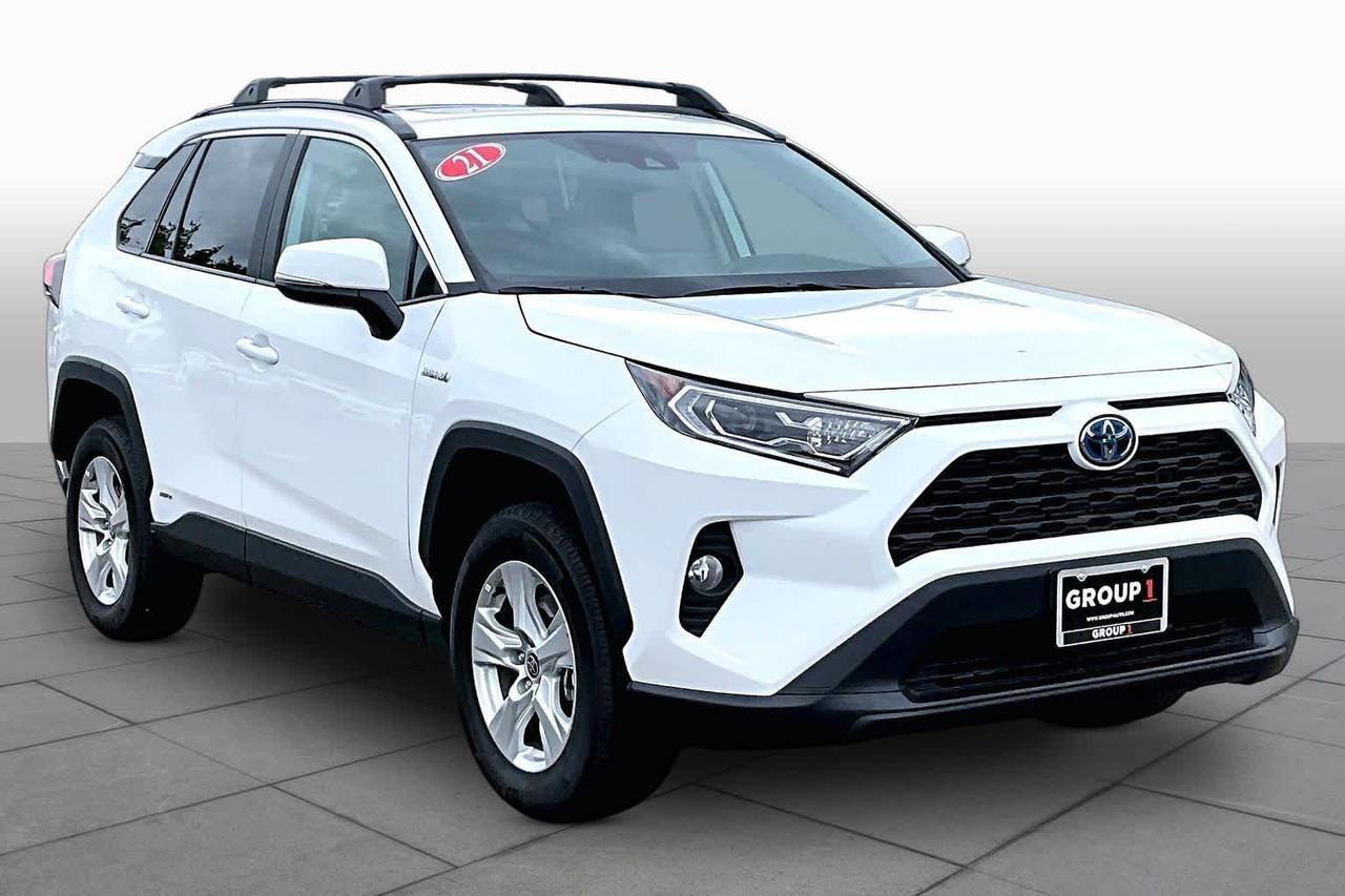 2021 Toyota RAV4 Hybrid XLE 2021 Toyota RAV4 Hybrid XLE