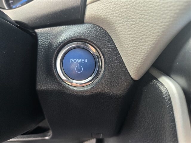 2021 Toyota RAV4 Hybrid XLE Roseville CA