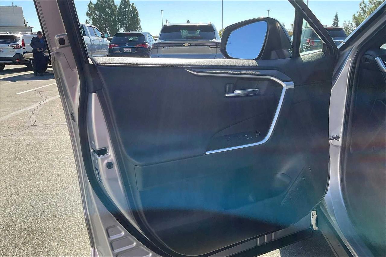 2021 Toyota RAV4 Hybrid XSE Roseville CA