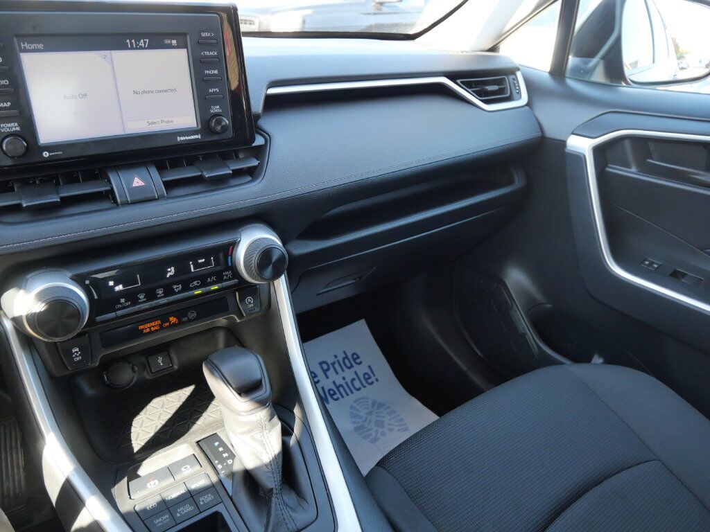 2021 Toyota RAV4 LE Mt Pleasant MI