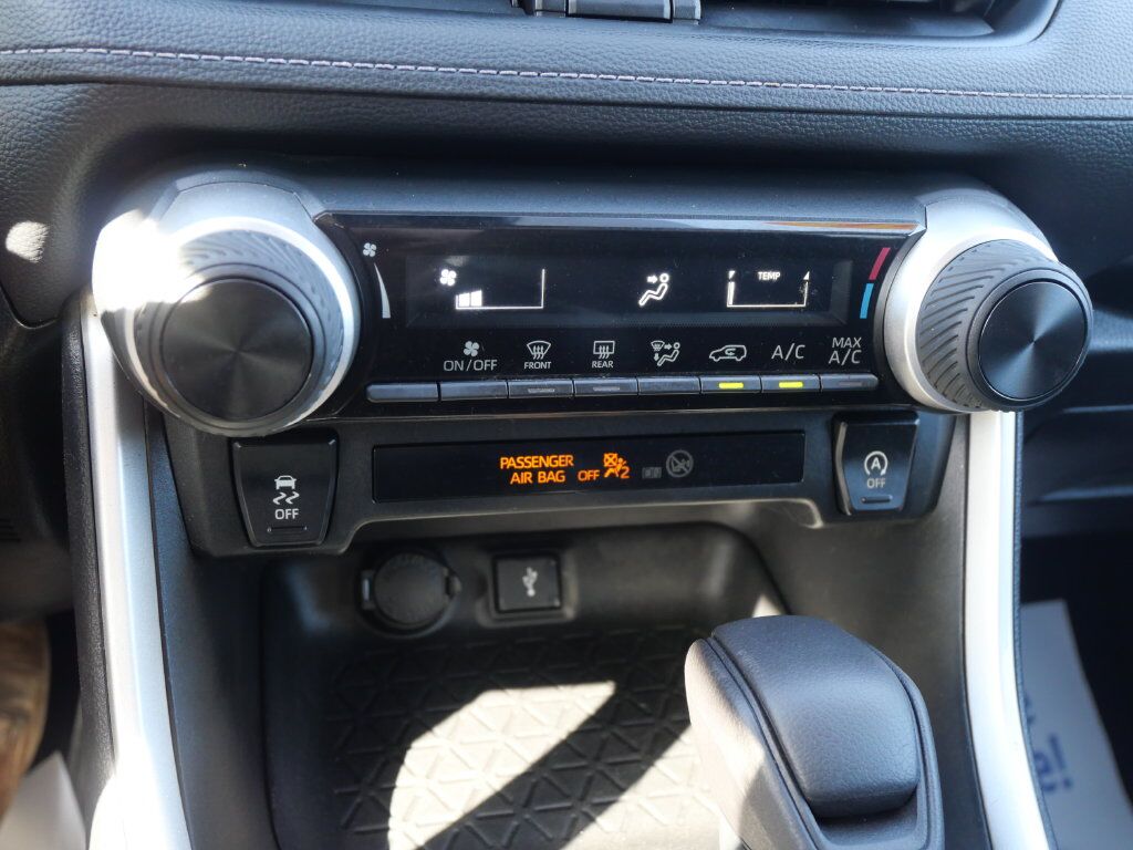 2021 Toyota RAV4 LE Mt Pleasant MI
