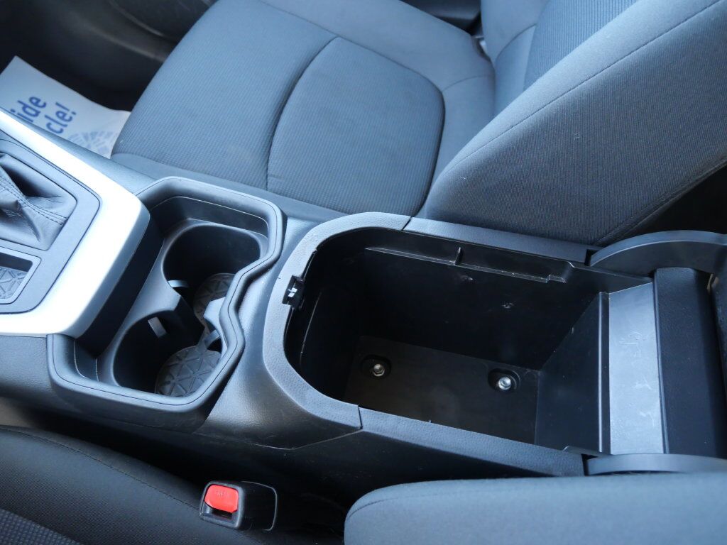 2021 Toyota RAV4 LE Mt Pleasant MI