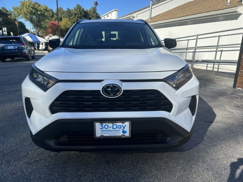 2021 Toyota RAV4 LE 2021 Toyota RAV4 LE