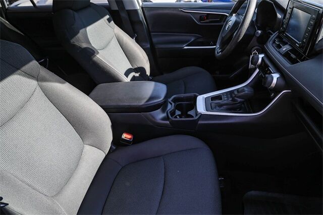 2021 Toyota RAV4 LE Renton WA 2021 Toyota RAV4 LE Renton WA