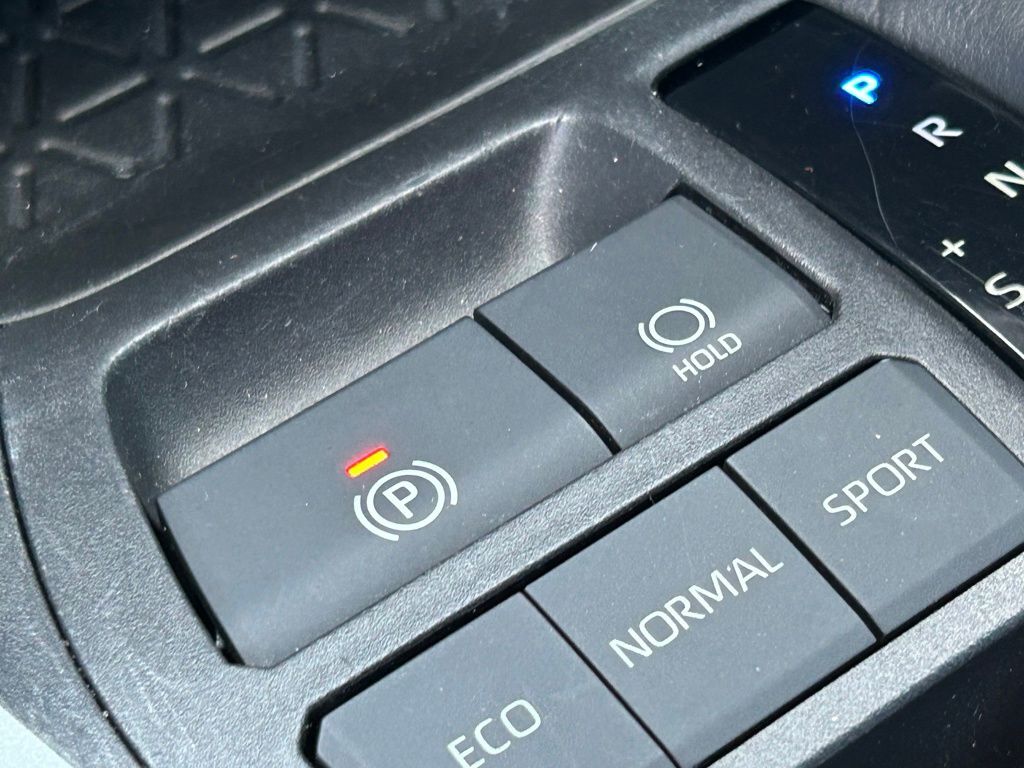 2021 Toyota RAV4 LE Lakeland FL