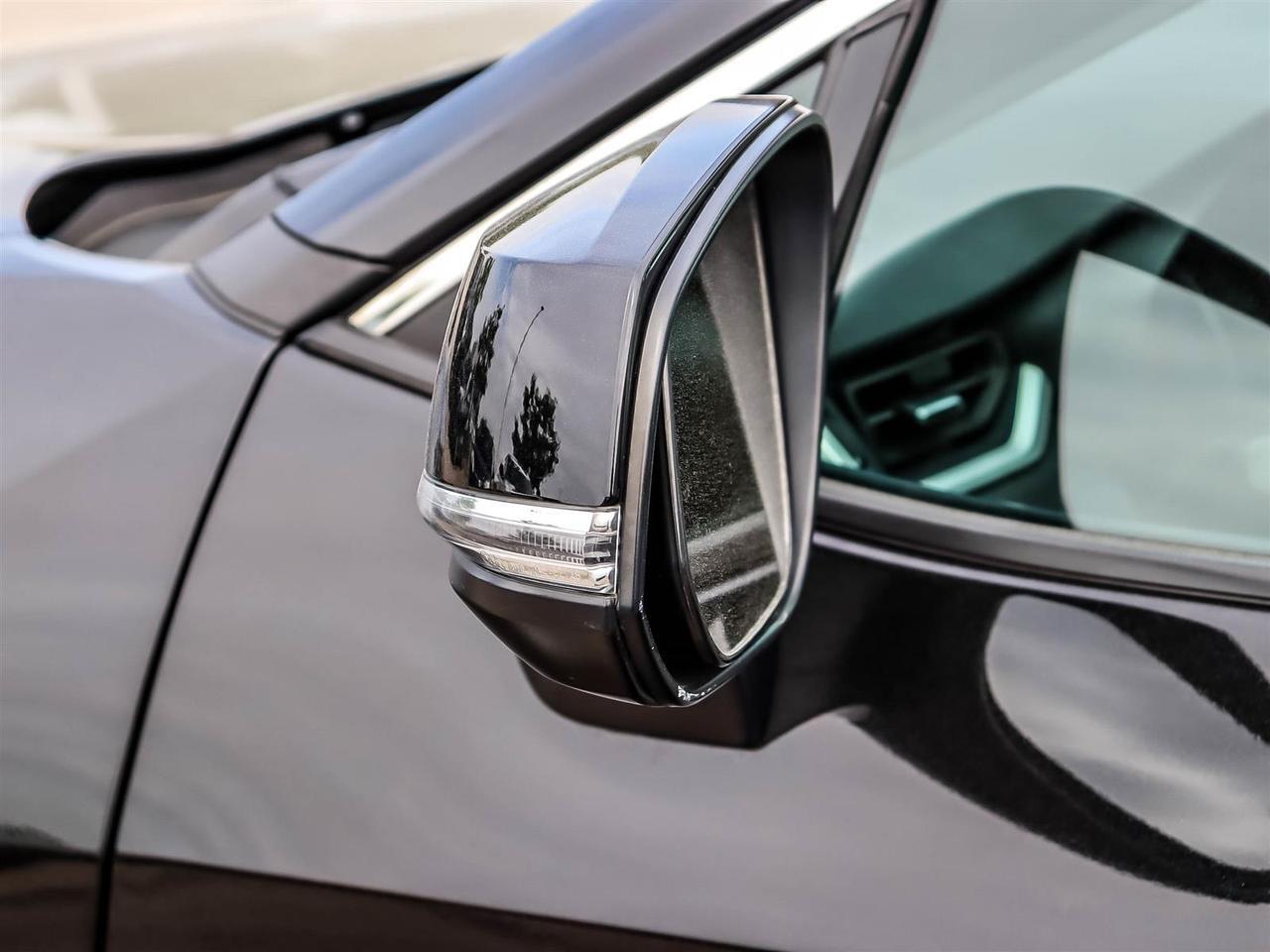 2021 Toyota RAV4 XLE Mississauga ON