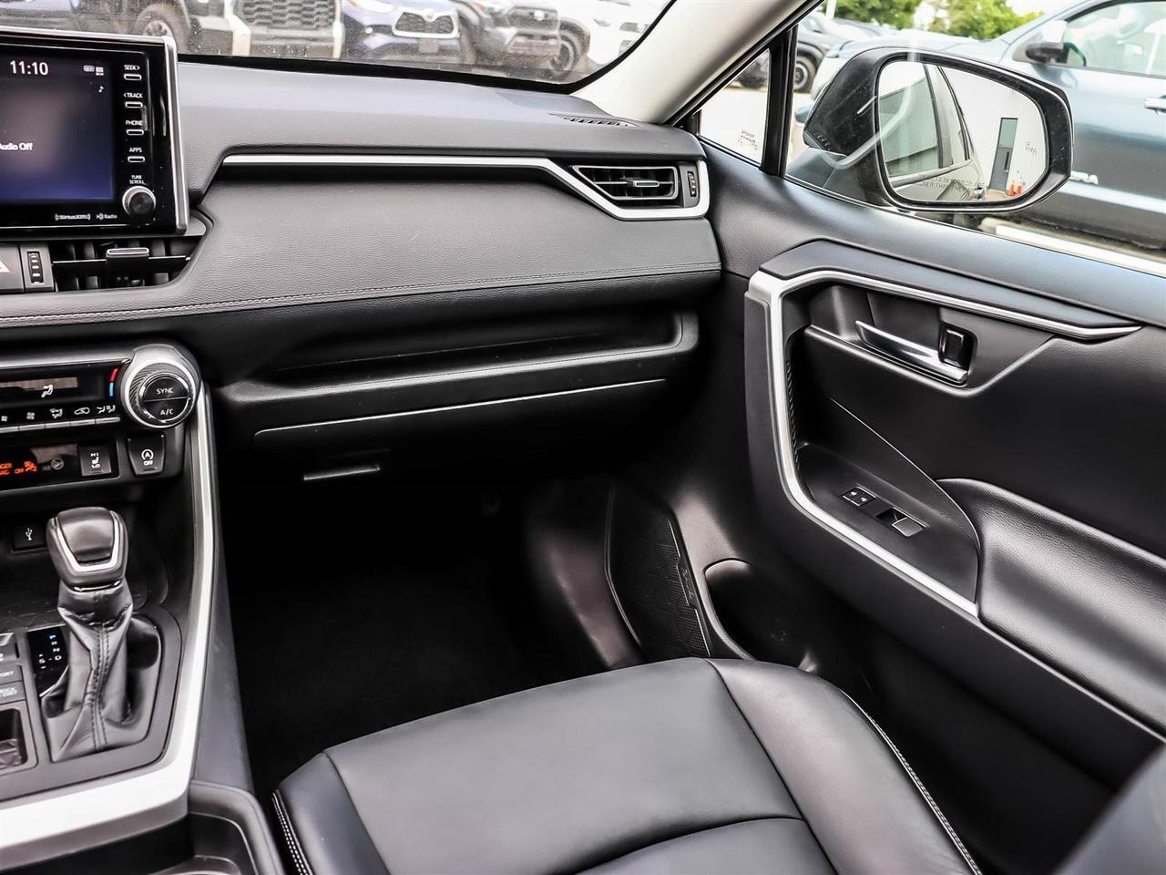 2021 Toyota RAV4 XLE Mississauga ON