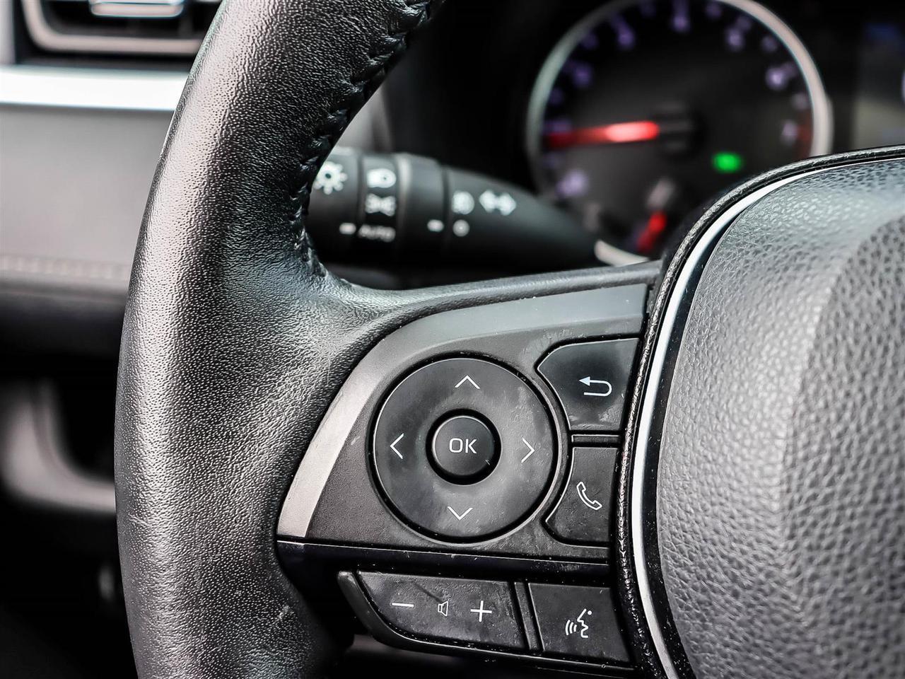 2021 Toyota RAV4 XLE Mississauga ON