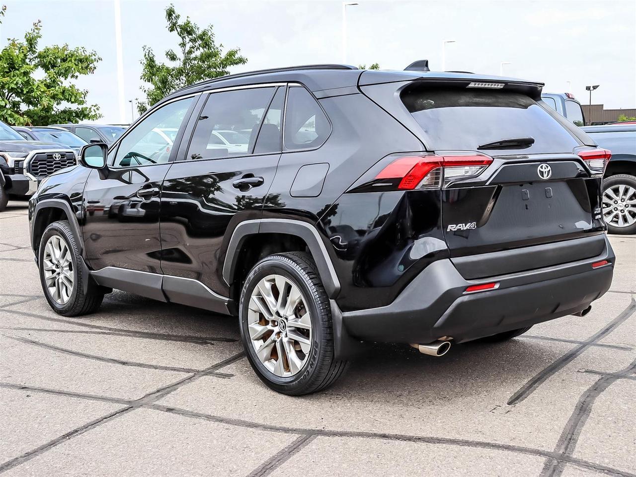 2021 Toyota RAV4 XLE Mississauga ON
