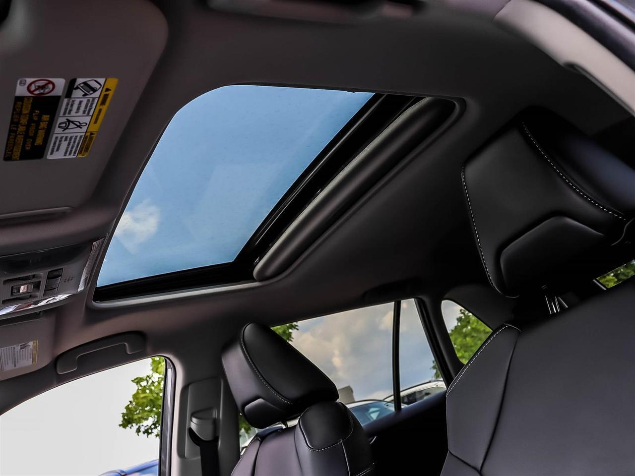 2021 Toyota RAV4 XLE Mississauga ON