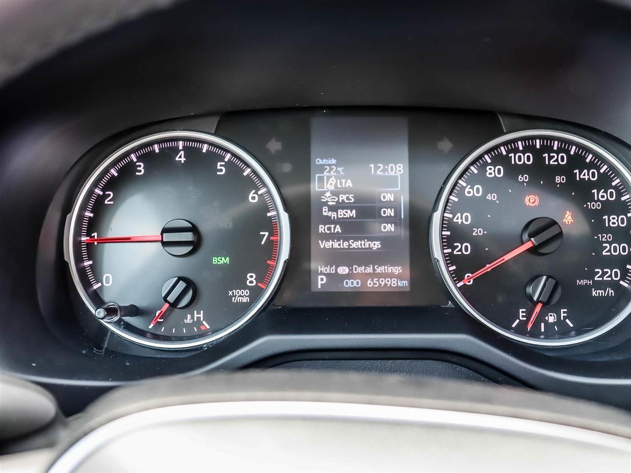 2021 Toyota RAV4 XLE Mississauga ON